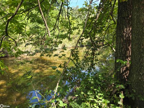 17325 195th Ave, Mystic, IA, 52574-8675 | Card Image