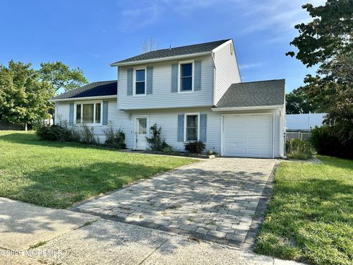 48 Georgetown Blvd, Barnegat, NJ, 08005-1830 | Card Image