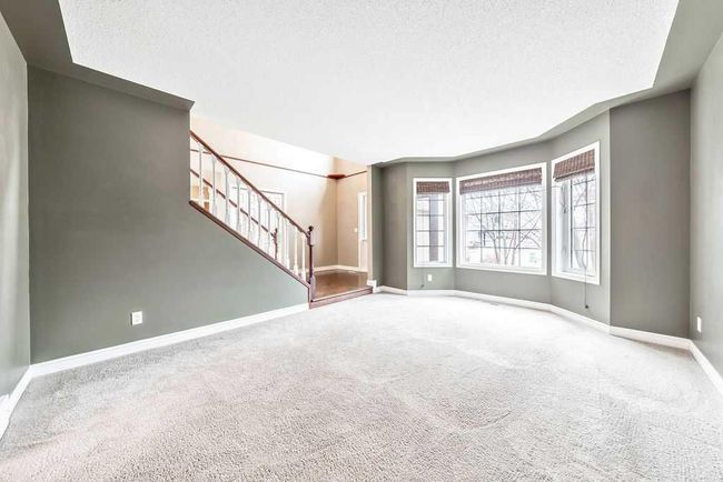 20 Mt Cascade Close Se, Home with 5 bedrooms, 3 bathrooms and 4 parking in Calgary AB | Image 11