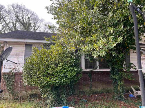 3033 23rd St, Tuscaloosa, AL, 35401-5303 | Card Image