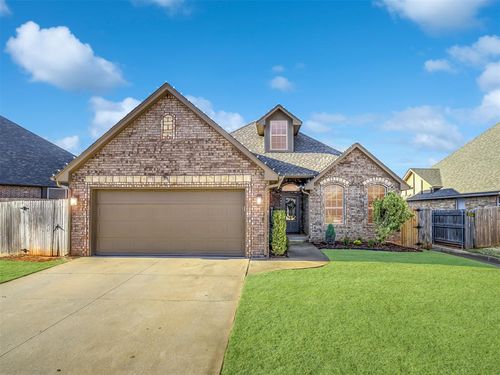 18209 Haslemere Ln, Edmond, OK, 73012-5505 | Card Image