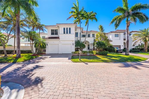822 Meridian Ln, Hollywood, FL, 33019-5048 | Card Image
