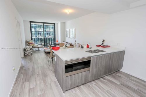 unit-3108-801 S Miami Ave, Miami, FL, 33130-4535 | Card Image