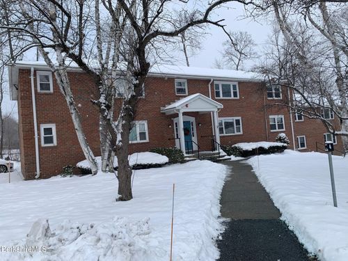 apt-4-4 Morgan Mnr, Lenox, MA, 01240-2563 | Card Image