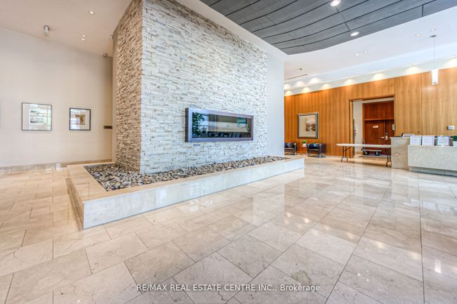 3303 - 220 Burnhamthorpe Rd W, Condo with 2 bedrooms, 2 bathrooms and null parking in Mississauga ON | Image 34