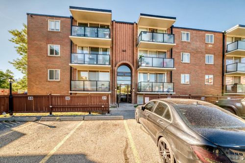 232-1421 7 Ave Nw, Calgary, AB, T2N0Z3 | Card Image
