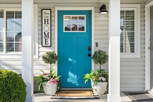 34611 6th Ave, Abbotsford, BC, V2S8C3 | Card Image