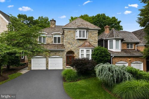 10314 Thornbush Ln, Bethesda, MD, 20814-2153 | Card Image