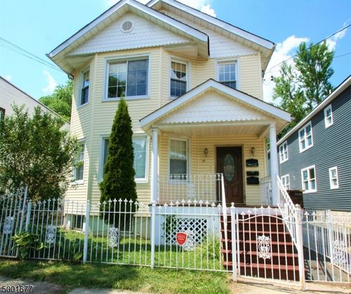 85 Mission St, Montclair, NJ, 07042-4517 | Card Image