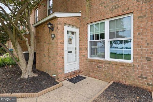 2100 Harbour Dr, PALMYRA, NJ, 08065-1108 | Card Image