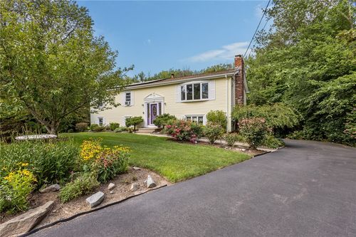8 Eastward Drive, Lincoln, RI, 02865 | Card Image