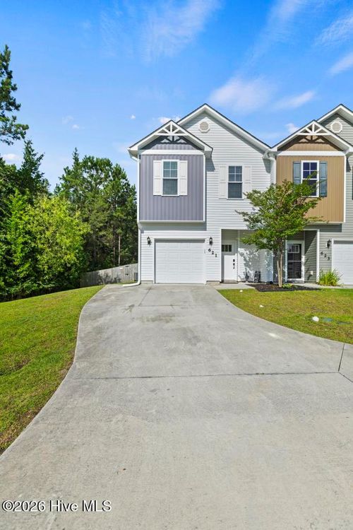 621 Winfall Dr, Holly Ridge, NC, 28445-8707 | Card Image