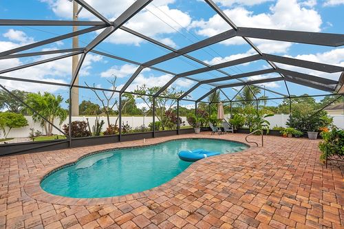 1611 Lexington Sq Sw, Vero Beach, FL, 32962-3431 | Card Image