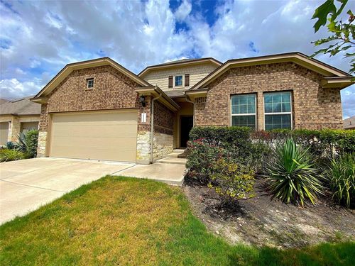 212 Anderson St, Hutto, TX, 78634-5319 | Card Image