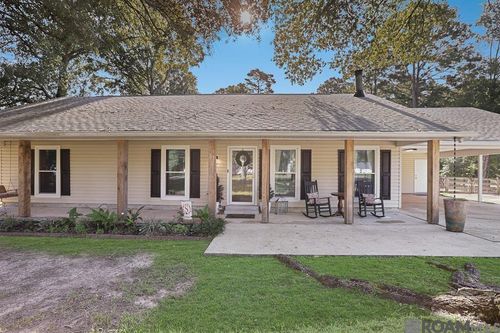 26614 Debra Dr, Denham Springs, LA, 70726-5927 | Card Image