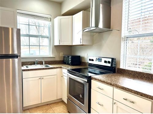 4236 E Cherokee Dr, Canton, GA, 30115-9206 | Card Image