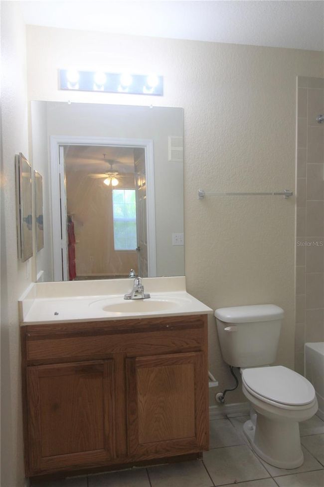 Primary Bathroom | Image 9