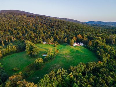 477 East Mountain Road, House other with 7 bedrooms, 5 bathrooms and null parking in Peterborough NH | Image 2