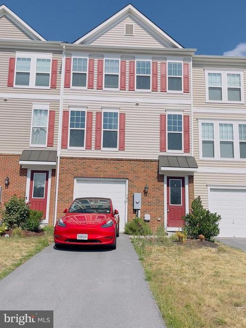 106 Keller Ct, WINCHESTER, VA, 22602-6884 | Card Image