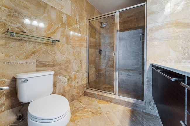 APT-3715 - 1900 N Bayshore Dr, Condo with 2 bedrooms, 3 bathrooms and null parking in Miami FL | Image 30