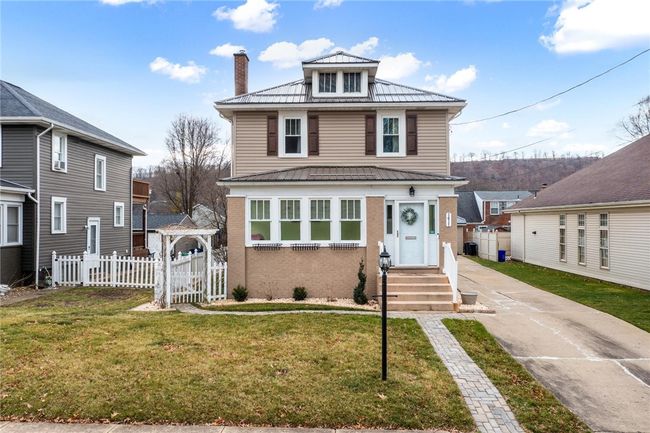 1411 2 Nd St, House other with 3 bedrooms, 3 bathrooms and 1 parking in Beaver PA | Image 37
