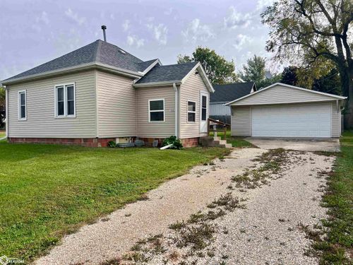 1005 15th St, Eldora, IA, 50627-1235 | Card Image