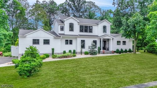 18 Taylor Dr, West Caldwell, NJ, 07006-6920 | Card Image