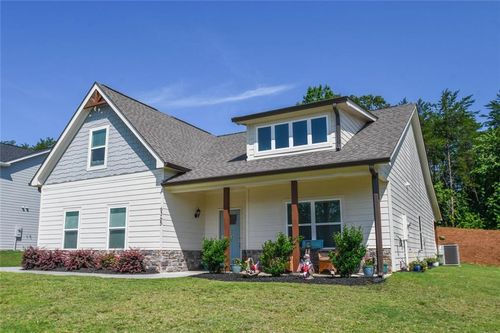 6365 Woodland Station Dr, Lula, GA, 30554-6623 | Card Image