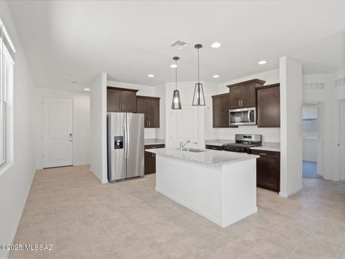 10354 E Red Slate Pl, Tucson, AZ, 85748-0015 | Card Image