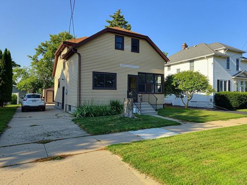 806 W 8th Avenue, OSHKOSH, WI, 54902 | Card Image