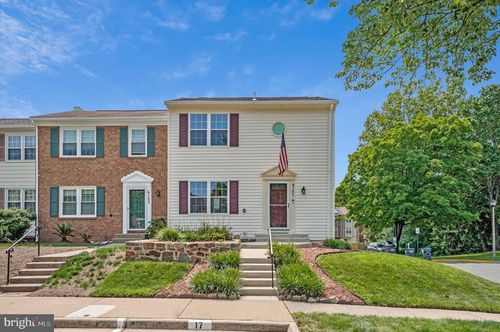 4151 Hamlin Ct, CHANTILLY, VA, 20151-3449 | Card Image
