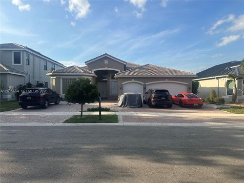 18571 Sw 44th St, Miramar, FL, 33029-6215 | Card Image