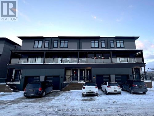 1105-361 Quarter Town Line, Tillsonburg, ON, N4G0K2 | Card Image