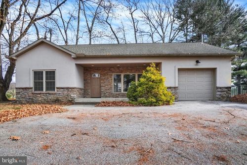 2340 Croll School Rd, YORK, PA, 17403-9308 | Card Image