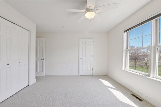 walk-in closets | Image 29