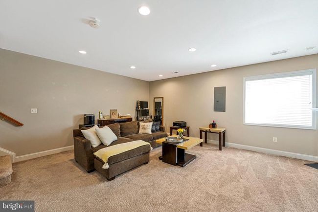 42076 Byrnes View Ter, Townhouse with 3 bedrooms, 4 bathrooms and null parking in ALDIE VA | Image 38