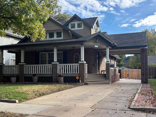 711 Highland Ave, Salina, KS, 67401-4940 | Card Image