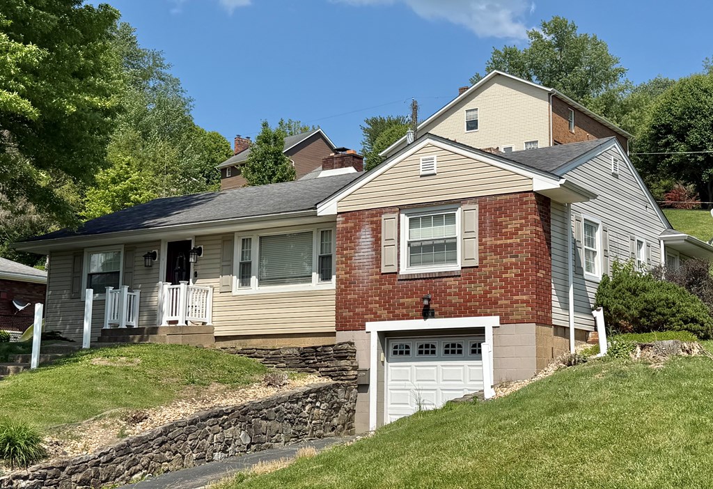 Residential in Glen Dale 2