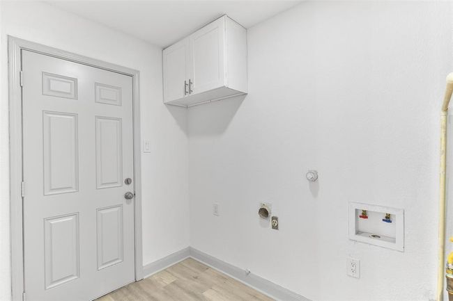 6235 Dumfries Dr, House other with 4 bedrooms, 2 bathrooms and 2 parking in Houston TX | Image 27