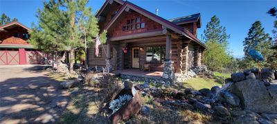 front main entry with water feature | Image 1