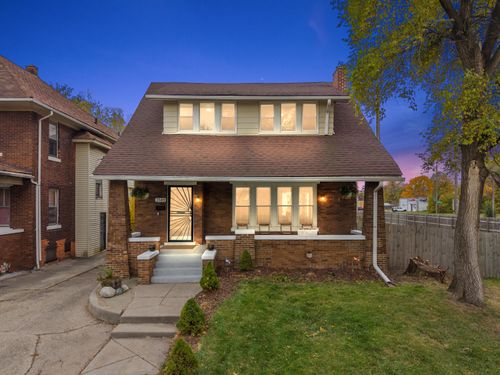 2549 Virginia Park St, Detroit, MI, 48206-2408 | Card Image