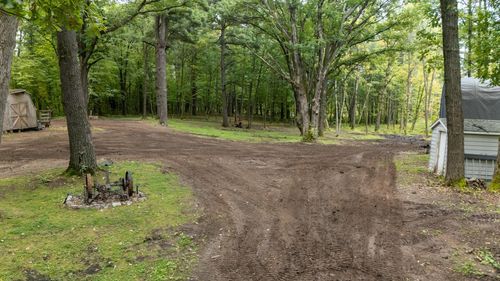 9840 Audrey Gayle Dr, Grasston, MN, 55030-3111 | Card Image