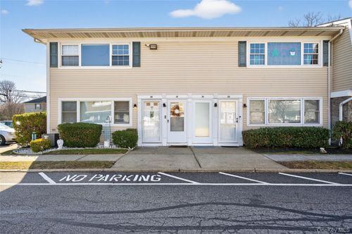 apt-35-1 Atlantic Ave, Farmingdale, NY, 11735-2769 | Card Image