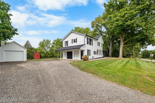 2950 Chilson Rd, Howell, MI, 48843-6411 | Card Image