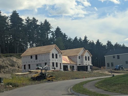 70-18 A Windsor Lane, Hudson, NH, 03051 | Card Image