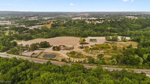 5000 Warner Rd, Garfield Heights, OH, 44125 | Card Image