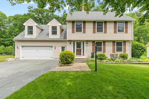 105 Gateway Commons Dr, Gorham, ME, 04038-1358 | Card Image