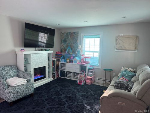 main-614 Monroe Blvd, Long Beach, NY, 11561-2216 | Card Image