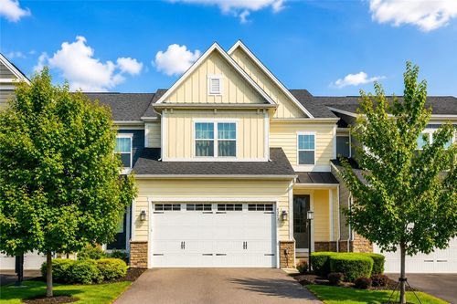4303 Spruce Rd, Gibsonia, PA, 15044-6920 | Card Image