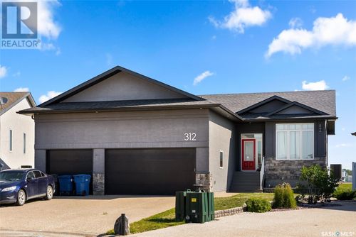 312 Plains Crt, Pilot Butte, SK, S0G3Z0 | Card Image